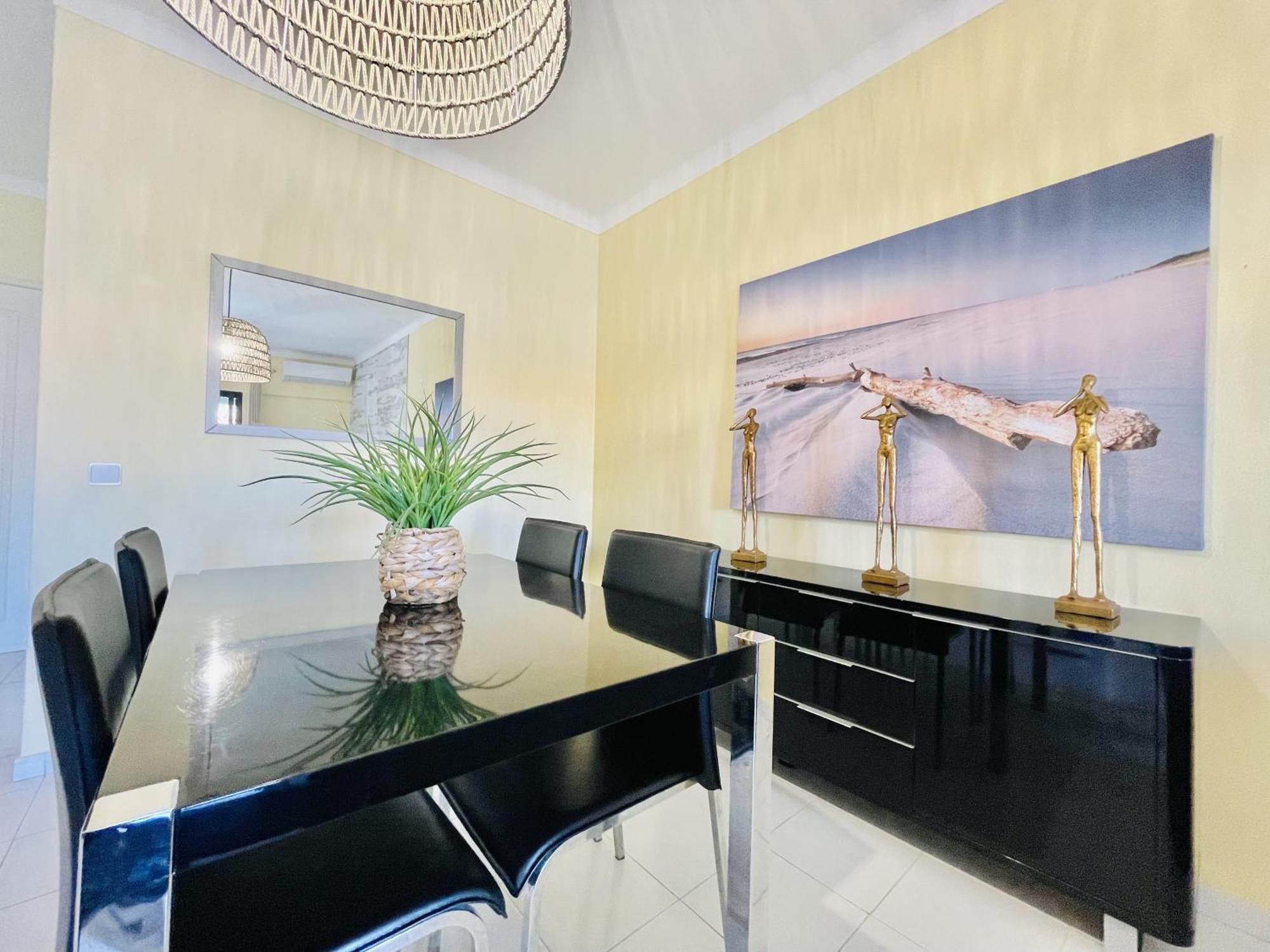 Agradavel Apartamento T1 Em Condominio Com Piscina Estômbar Esterno foto